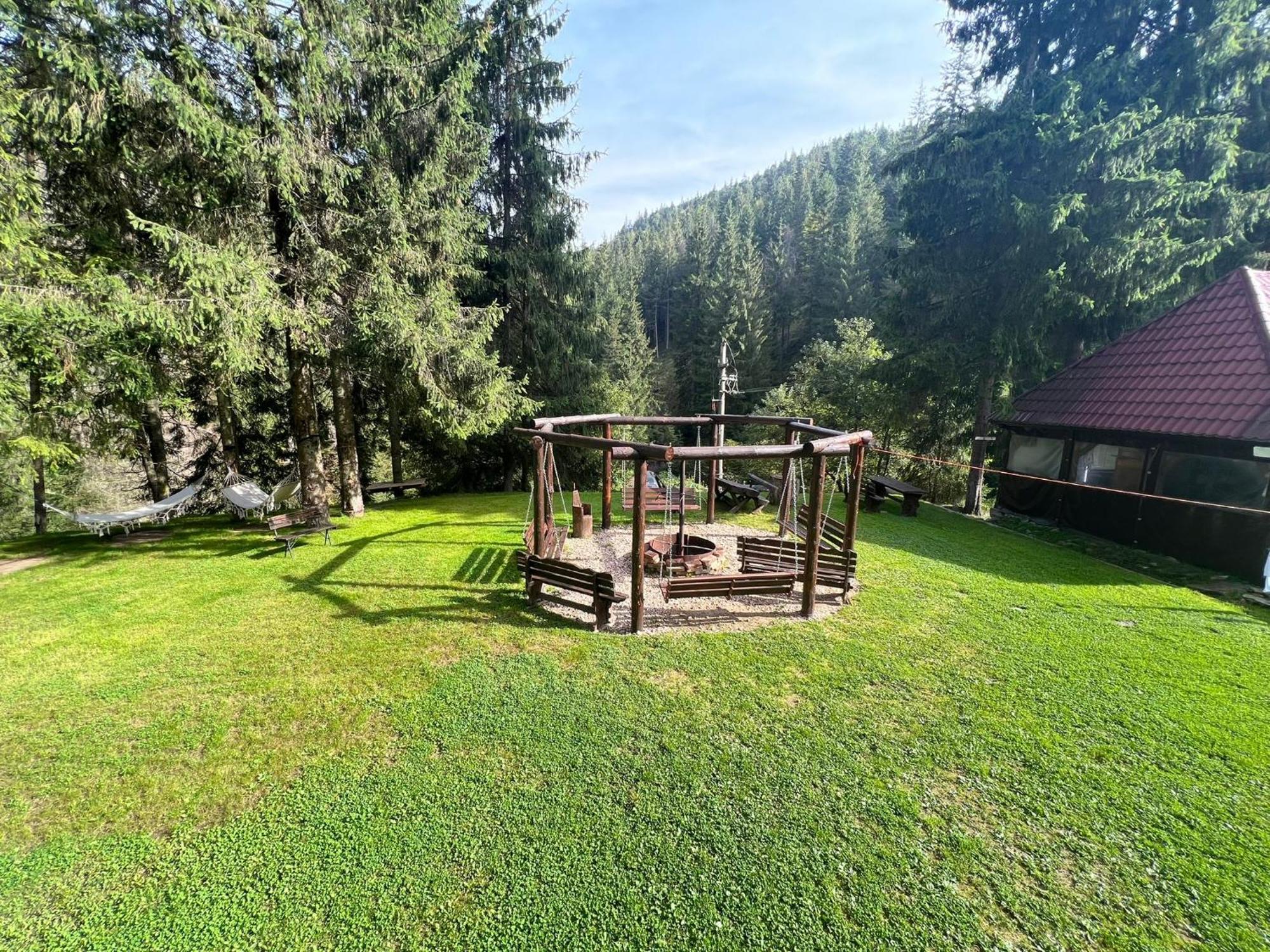 Cabana Patru Brazi Stana de Vale Exteriör bild