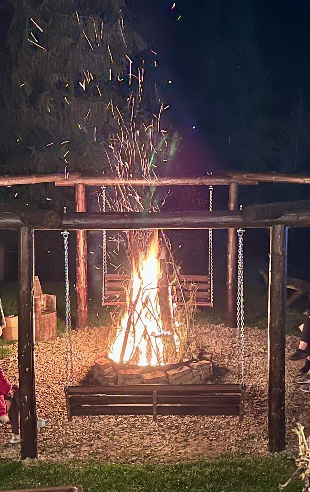 Cabana Patru Brazi Stana de Vale Exteriör bild